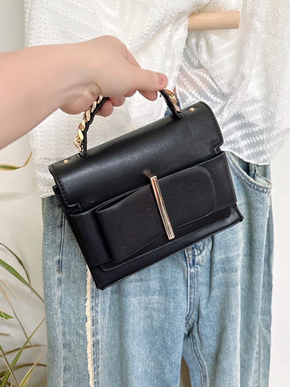 Elegant Black Bow-Accent Top Handle Bag